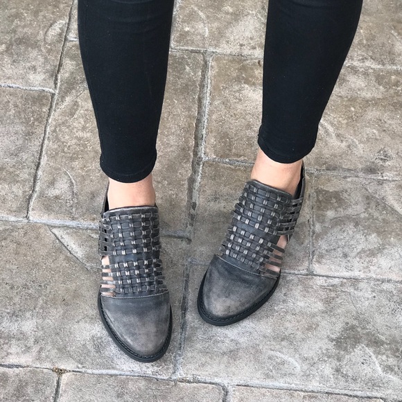 Charcoal Distressed Leather Braided Cut Out Bootie - Picture 4 of 8